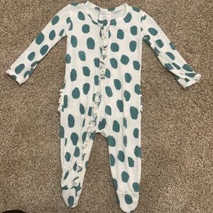 SpearmintLOVE zipper footed onesie